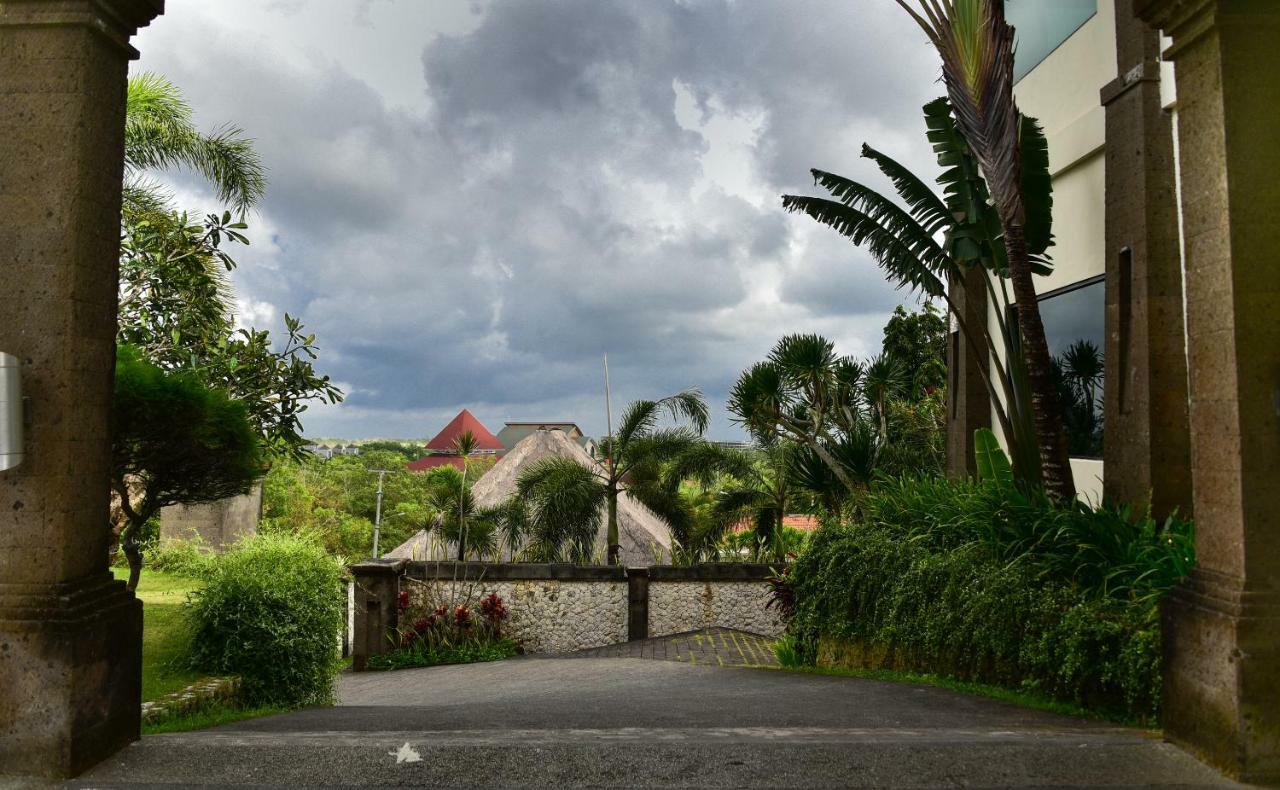 Hillstone Uluwatu Villa Ungasan  Exterior photo